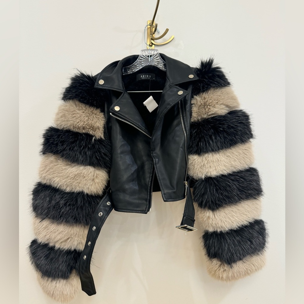 NWT JACKET